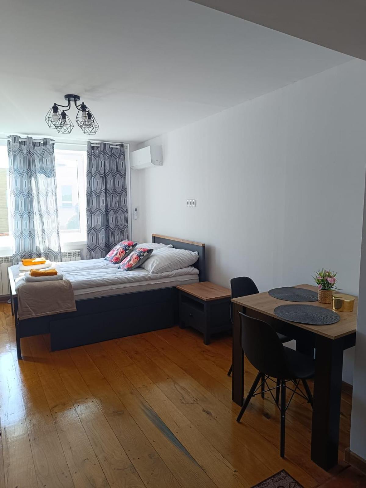 Targowa 38 Uniejow